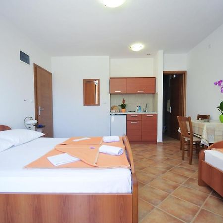 Tilia Apartments Budva Ngoại thất bức ảnh