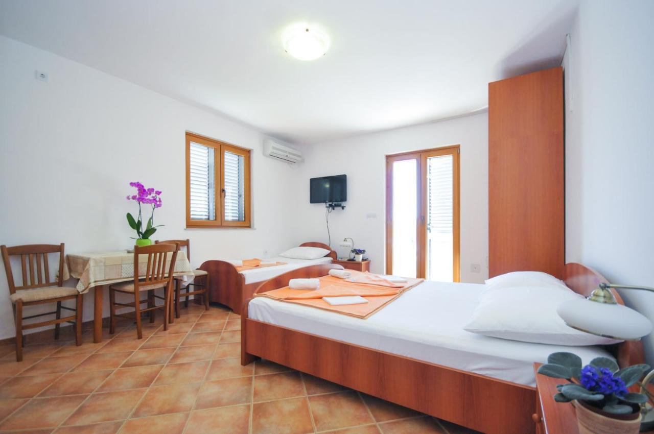 Tilia Apartments Budva Ngoại thất bức ảnh