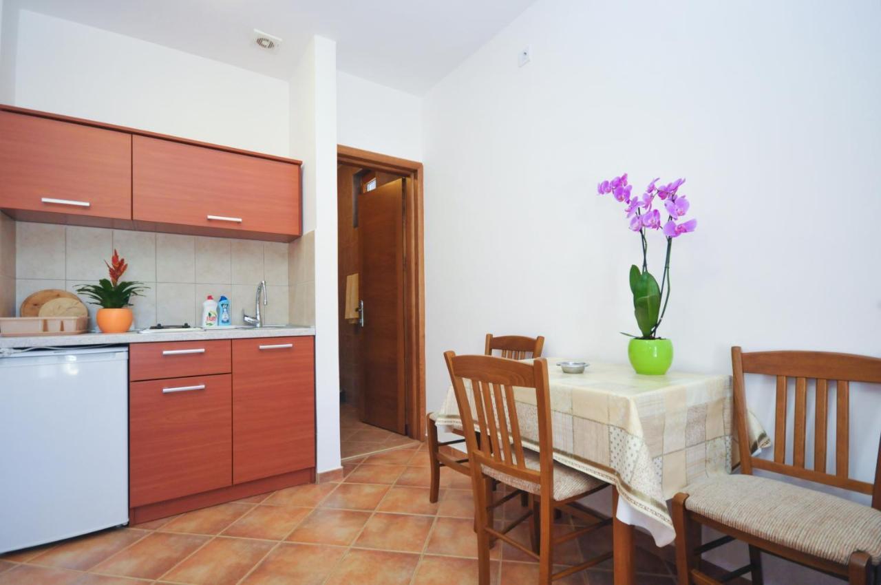 Tilia Apartments Budva Ngoại thất bức ảnh