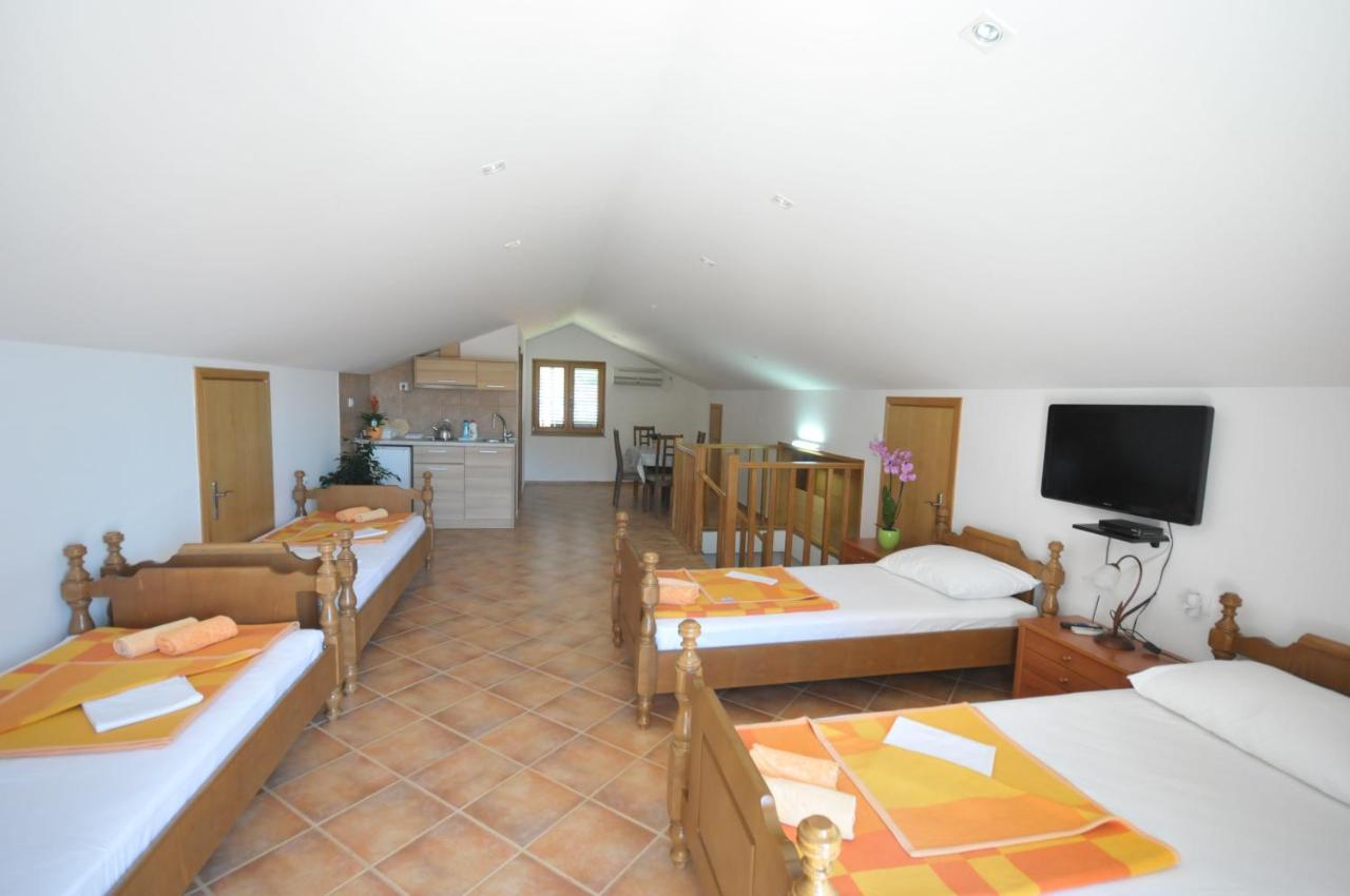 Tilia Apartments Budva Ngoại thất bức ảnh