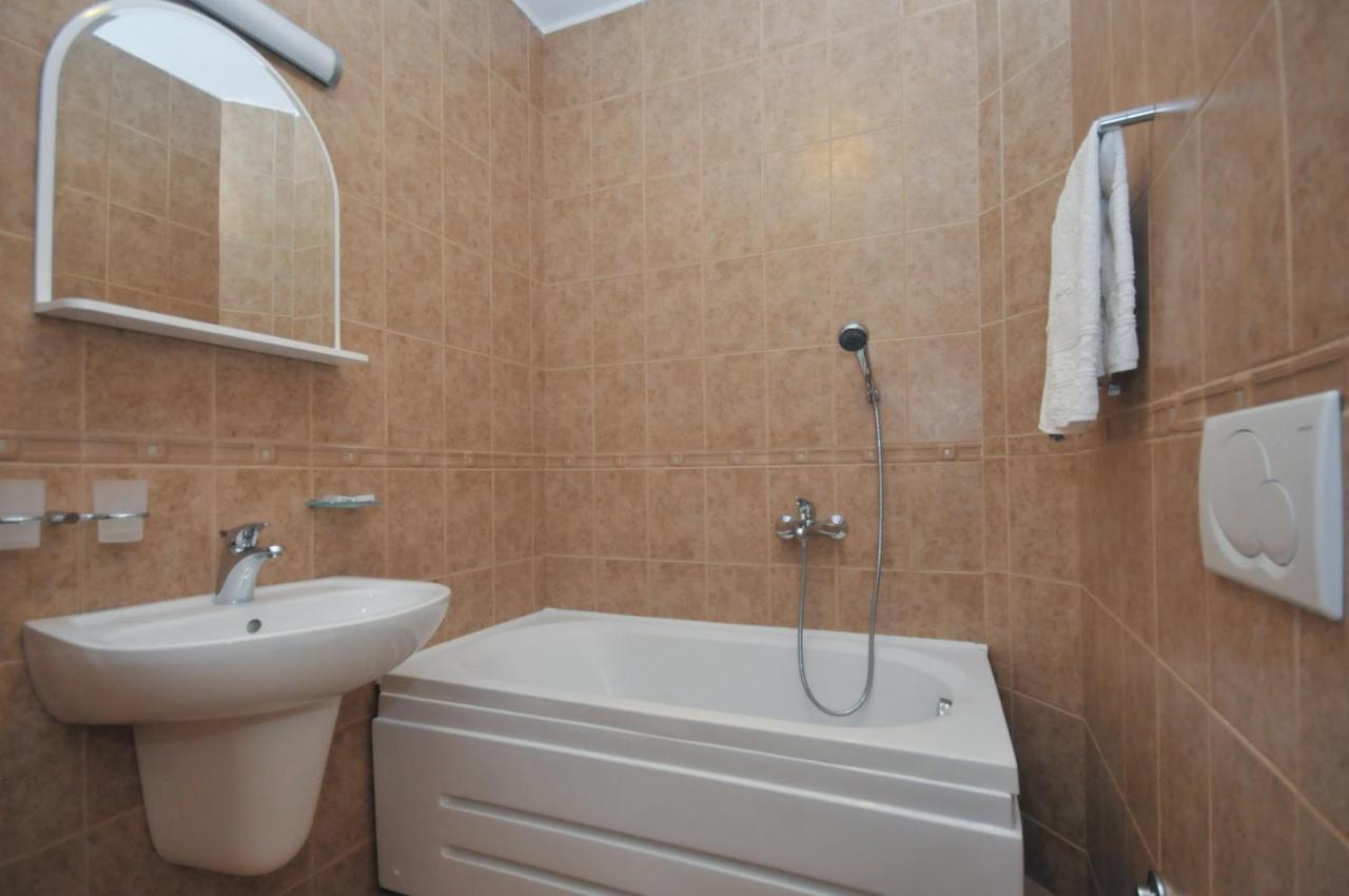 Tilia Apartments Budva Ngoại thất bức ảnh